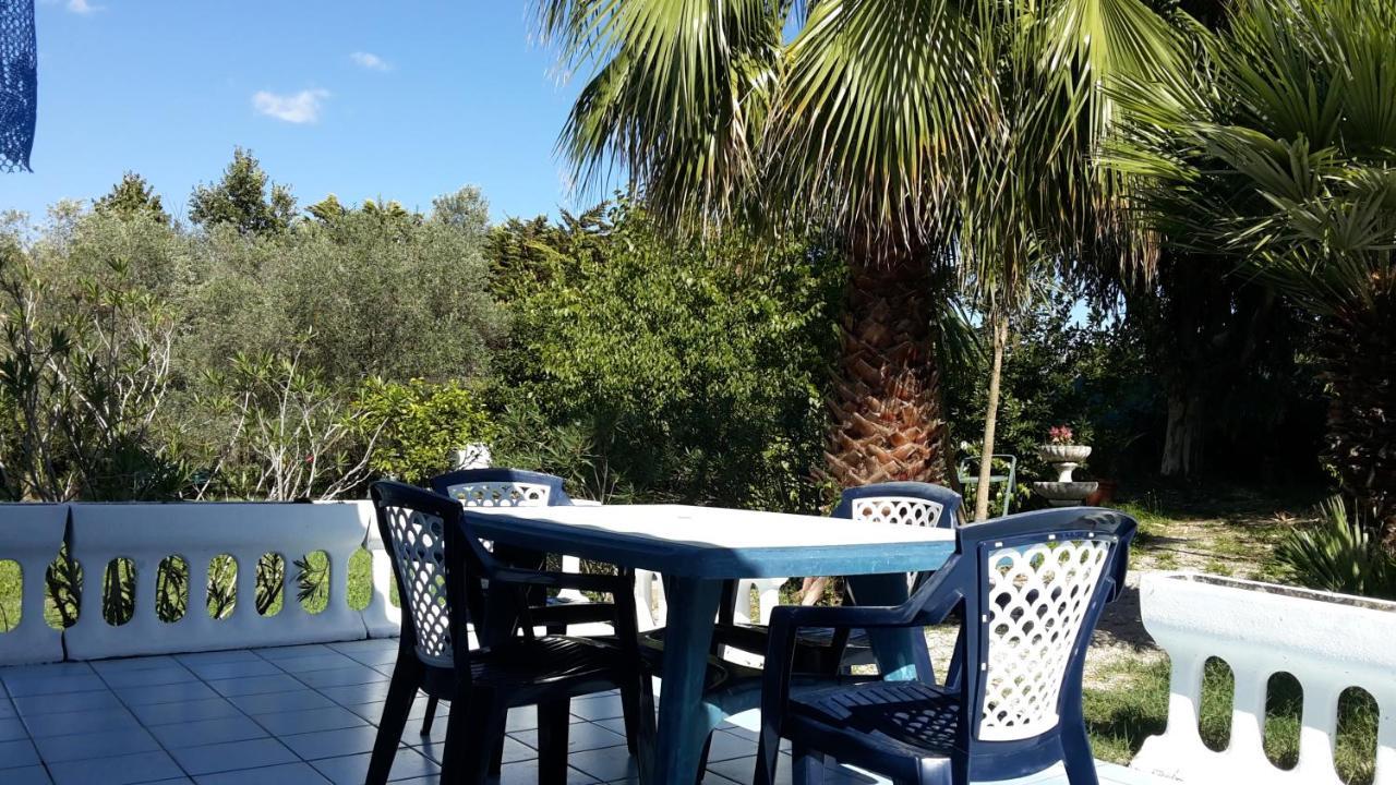 La Marina Gardens Beach 斯考里 外观 照片